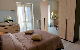 Residenza Tonale A 15 Min Da Milano Centro Parking Free Metro M1 Rondo
